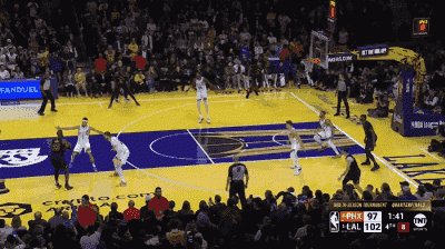 1701915100359471198.gif 1.gif